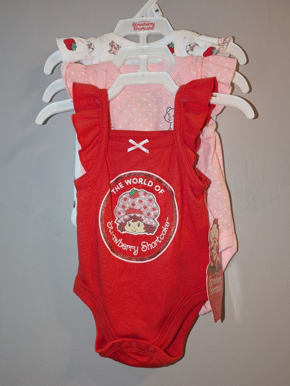 🆕 Strawberry Shortcake Newborn Baby Onesies One-Pieces Set Bundle 3 Pink Red 🍓